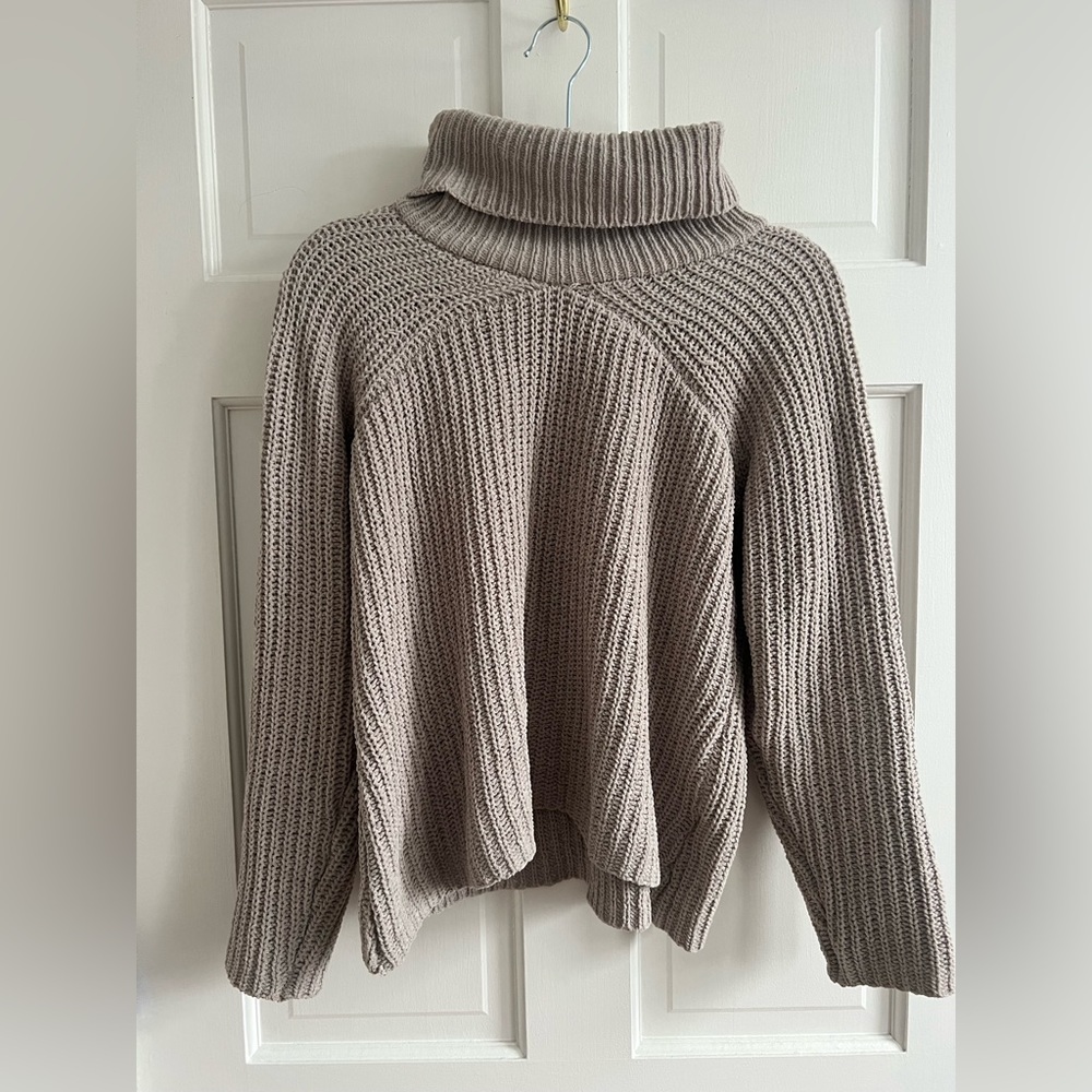 Cream turtleneck sweater